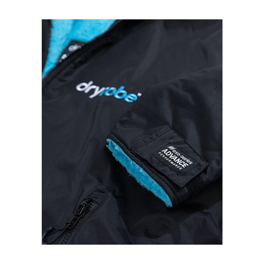 dryrobe advance long sleeve schwarz blau umkleidemantel