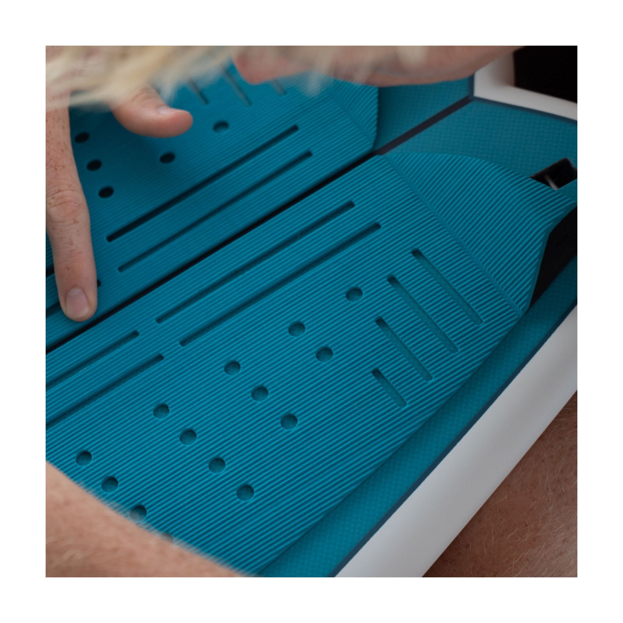 ROAM Footpad Deck Lite Traction Pad. 2-piece set Sand