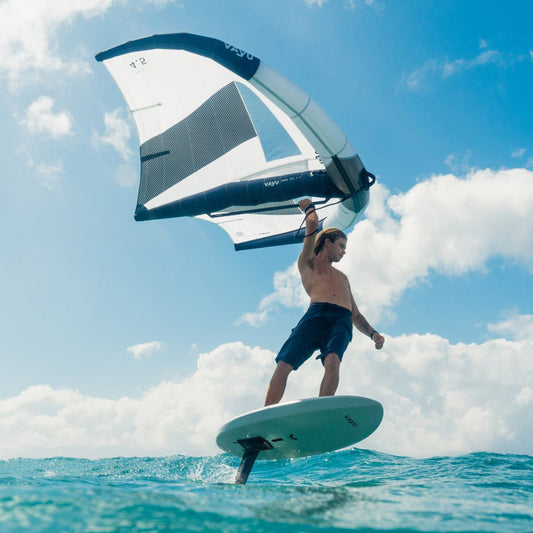 wingfoil wingfoiling foil wing Vayu Aura v3 