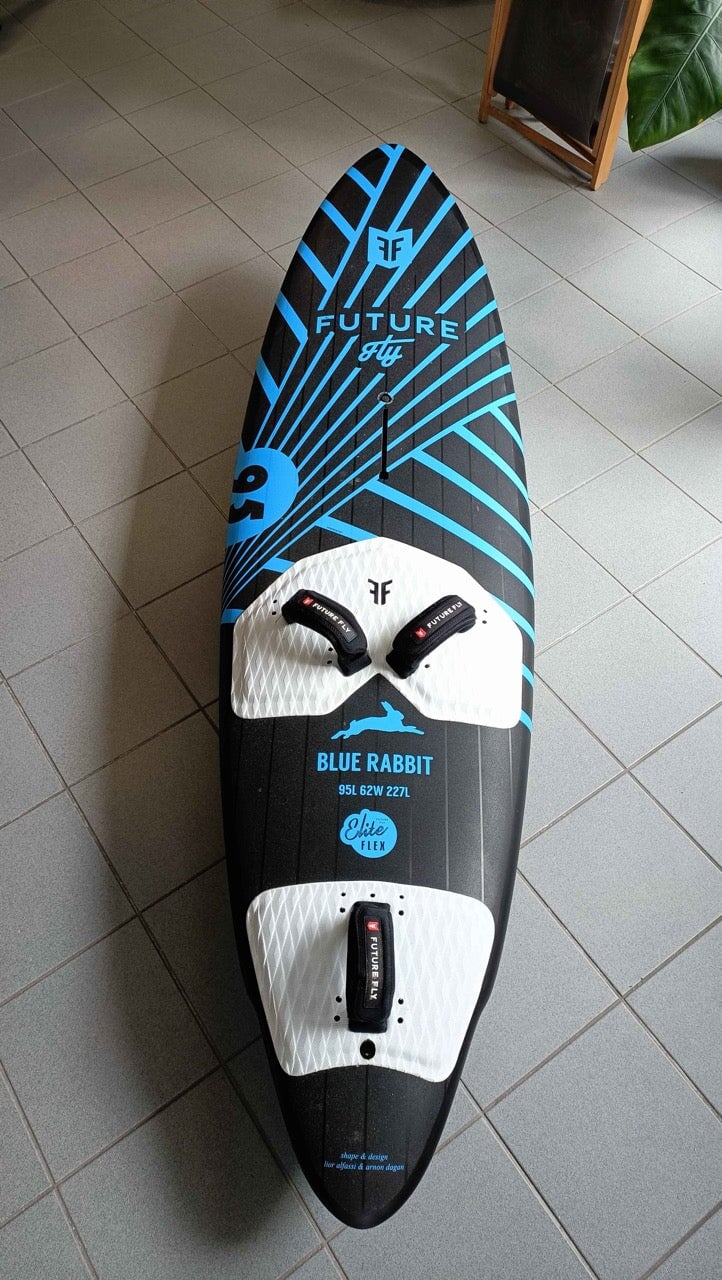 windsurfplank blue rabbit 95 gebruikt