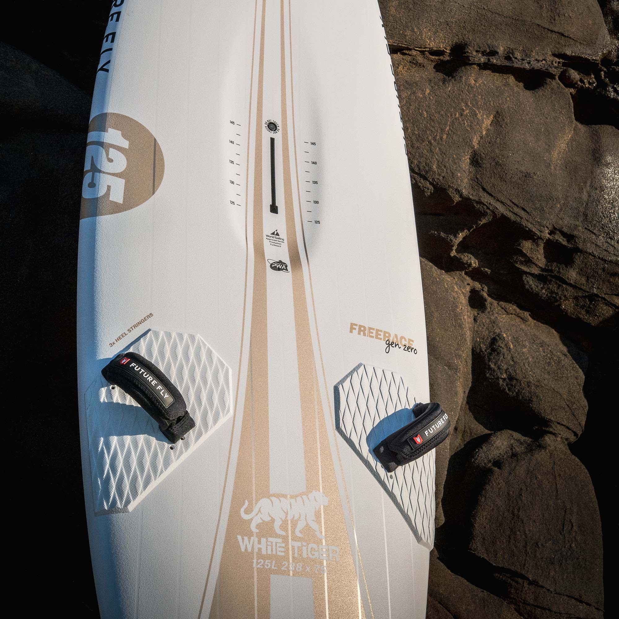 Future Fly White Tiger Freerace windsurfin windsurf board