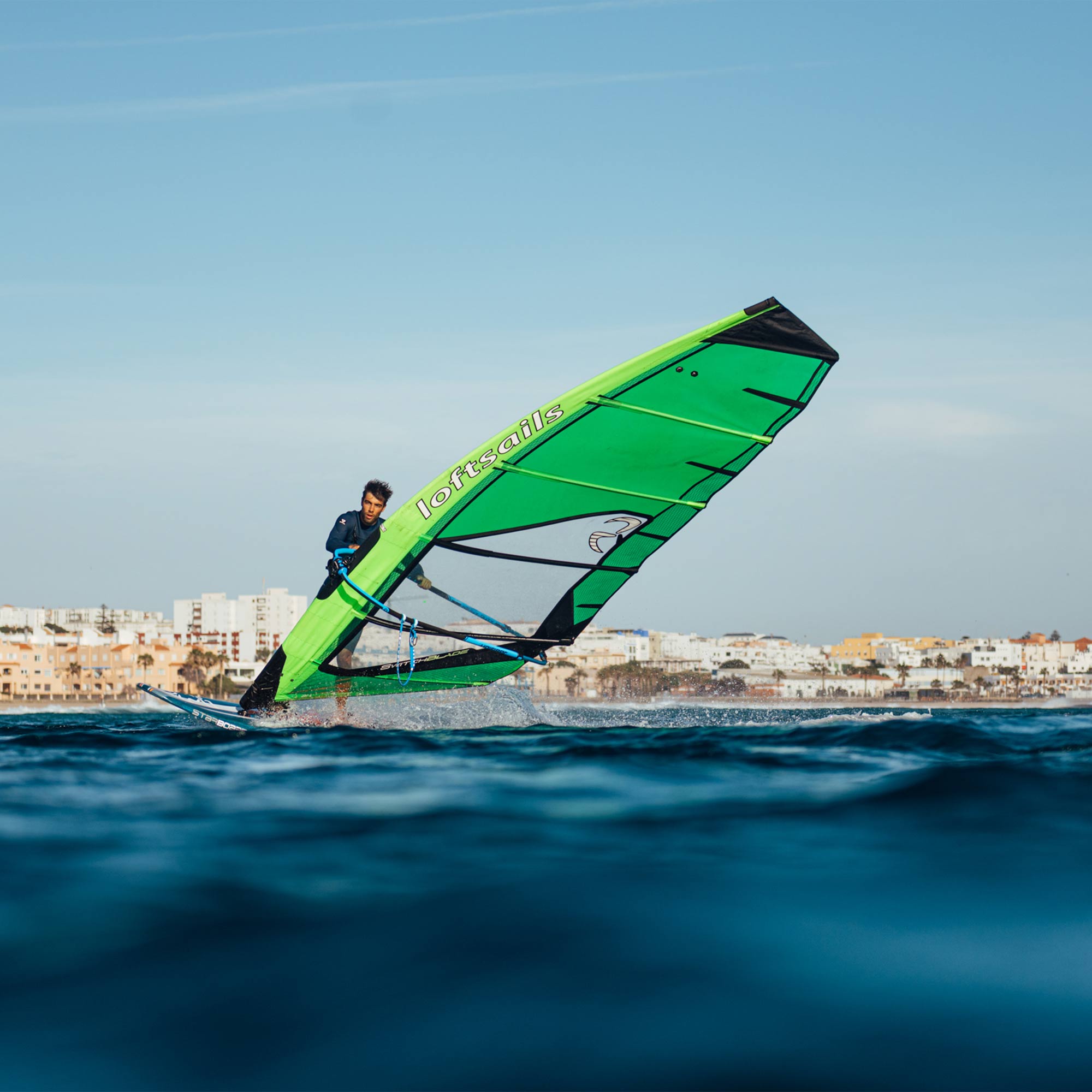 Loftsails windsurfsail windsurfsegel sail freerace switchblade