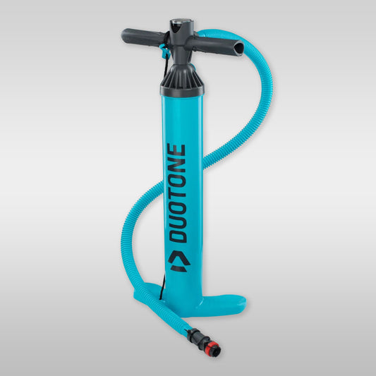 blaue Duotone Pumpe für Kiteboarding wingfoiling SUP