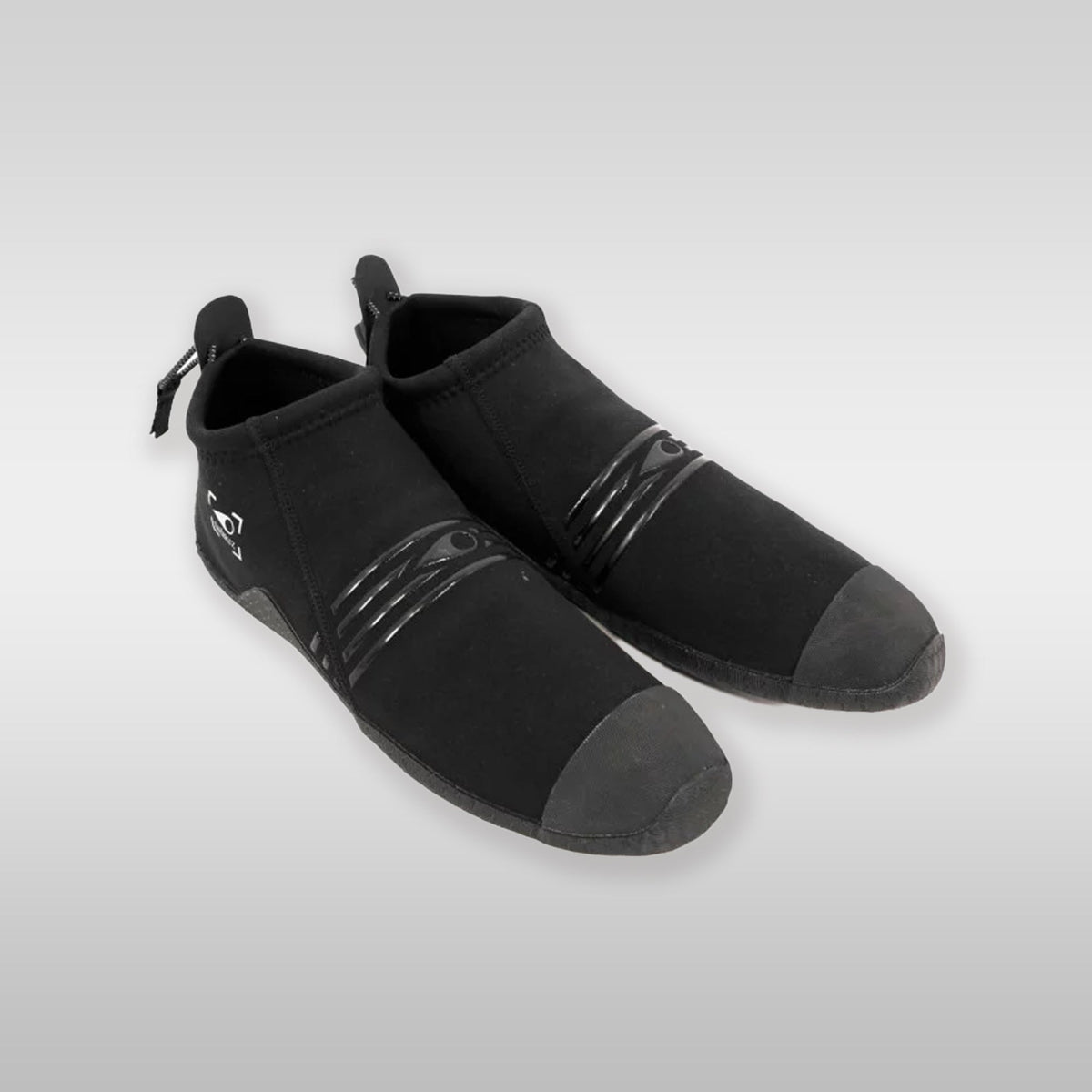Windsurfshop windsurfwinkel windsurf-shop windsurf shop windsurfing shop windsurfsegel windsurfing windsurf soöru wetsuits low fly boots Neoprenschuhe